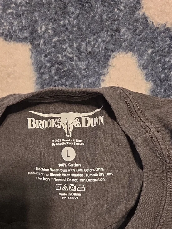 Brooks & Dunn Black Graphic Fringe Short Sleeve Tee Dress - Picture 2 of 4